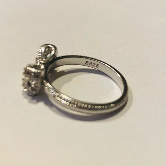 Bowknot 925 Sterling Silver Ring. Cubic Zirconia Rhinestone. Size 8. - Picture 13 of 13